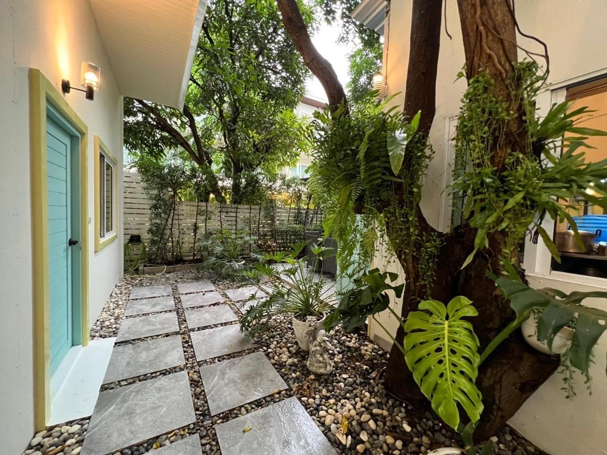 Gasthof Warm White House Hua Hin